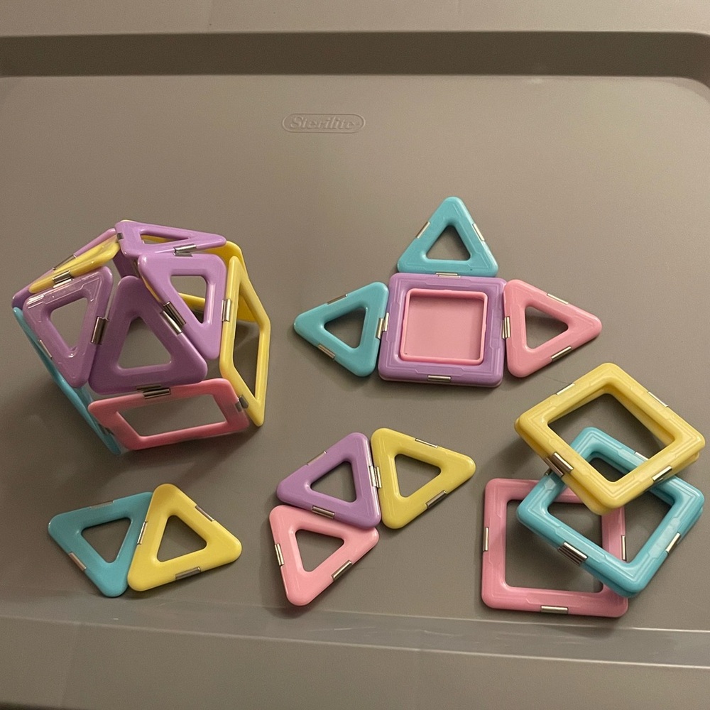 Magnetic Tiles Building  Set for Kids 24 pcs